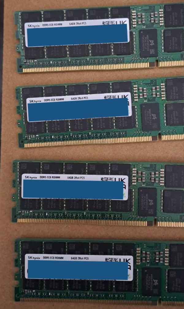서버용 DDR5 6400 64GB 미사용급 메모리 판매 이미지