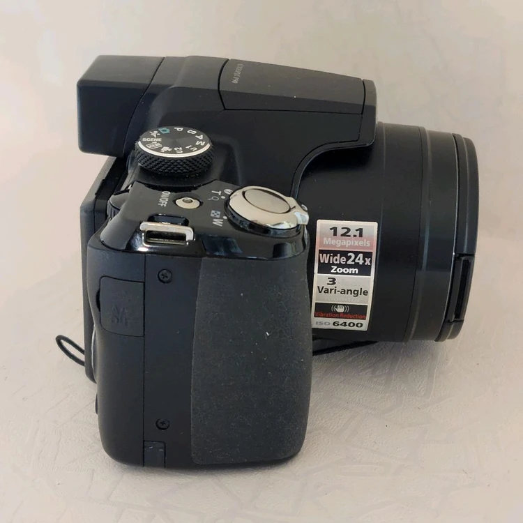 니콘 COOLPIX P90 ZOOM 24X ED VR 이미지