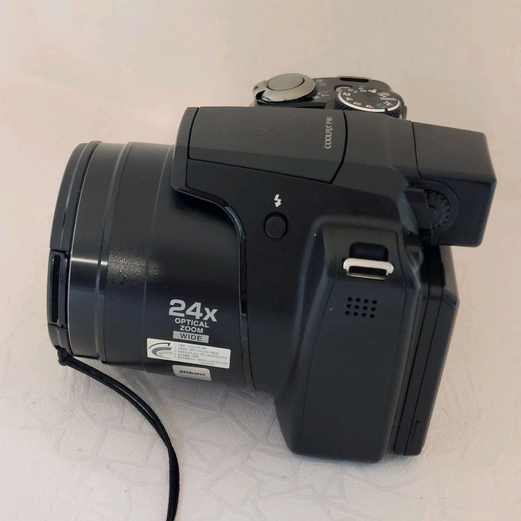 니콘 COOLPIX P90 ZOOM 24X ED VR 이미지