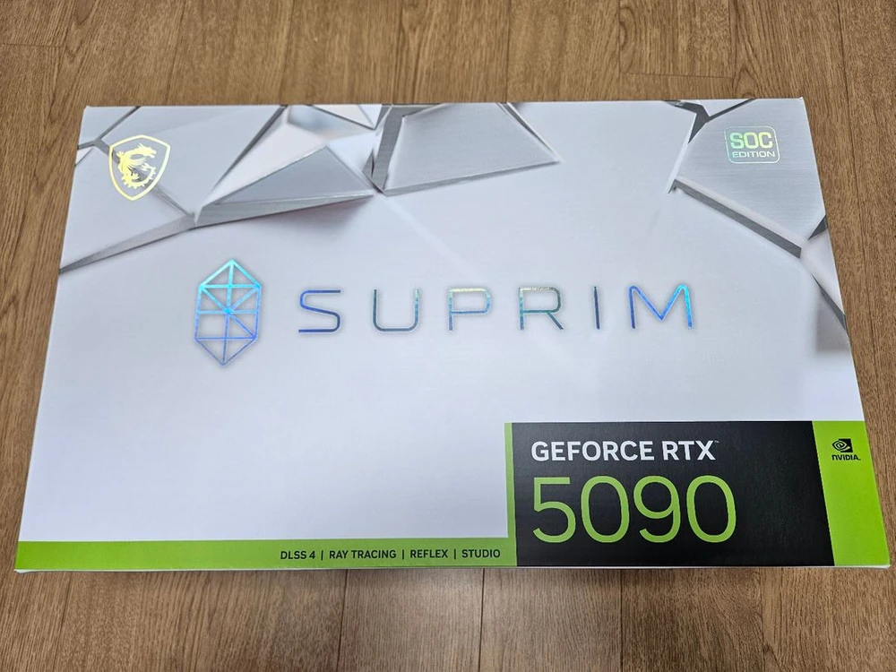 RTX 5090 suprim x 박스 판매합니다. 이미지
