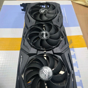 ASUS ROG STRIX RTX 2080 Ti 이미지