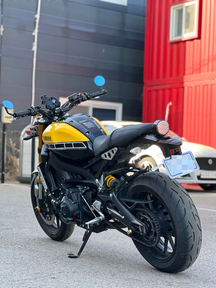 야마하 XSR-900 (60주년 한정판) 이미지