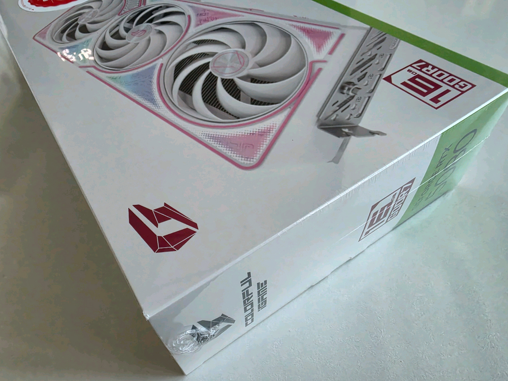 컬러풀 RTX 5080 울트라 화이트 16GB 그래픽카드 미개봉 이미지