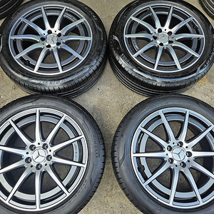 벤츠 W247 GLB35AMG 정품 19인치 휠타이어 이미지