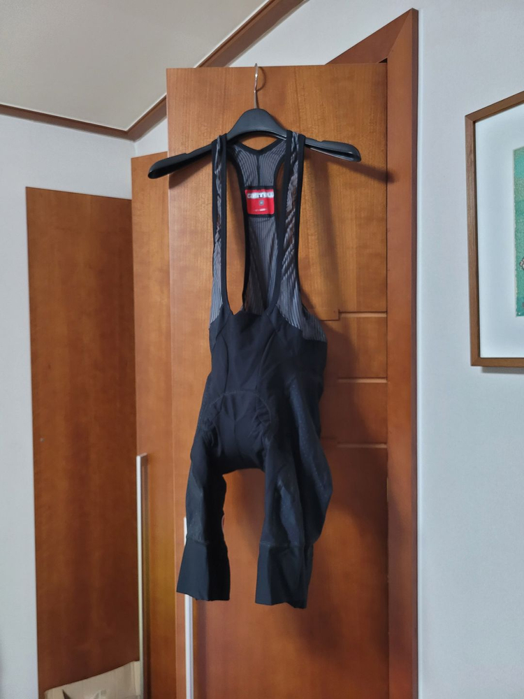 카스텔리 프리 에어로 레이스 빕숏 이미지
