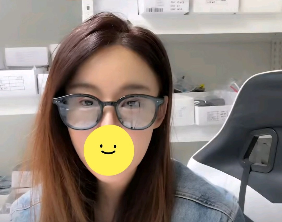 컬러 안경 3종 이미지