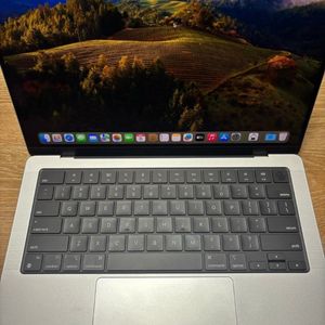 맥북 프로 14 M3 Pro 18GB 1TB 실버색상 판매합니다 이미지
