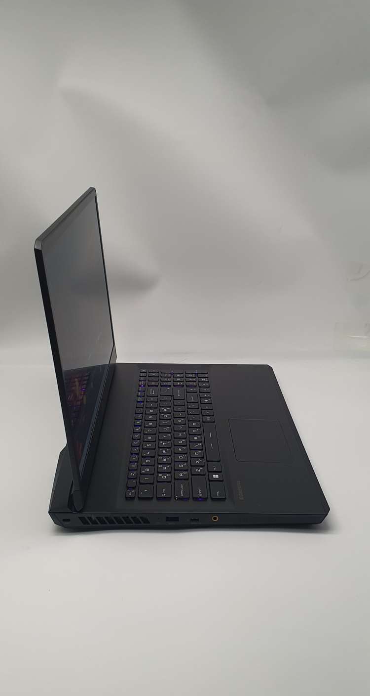 [최저가]MSI 17인치 게이밍노트북 알파17(7945HX/4070/1TB/QHD/240Hz) 이미지