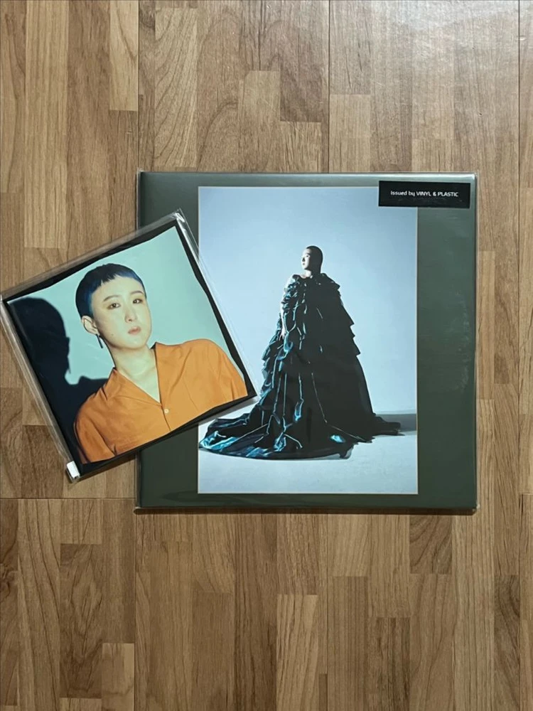 선우정아 - 정규3집 Serenade 450장 한정반, 싱글 뒹굴뒹굴 / 고양이 한정반 미개봉 LP 판매 이미지