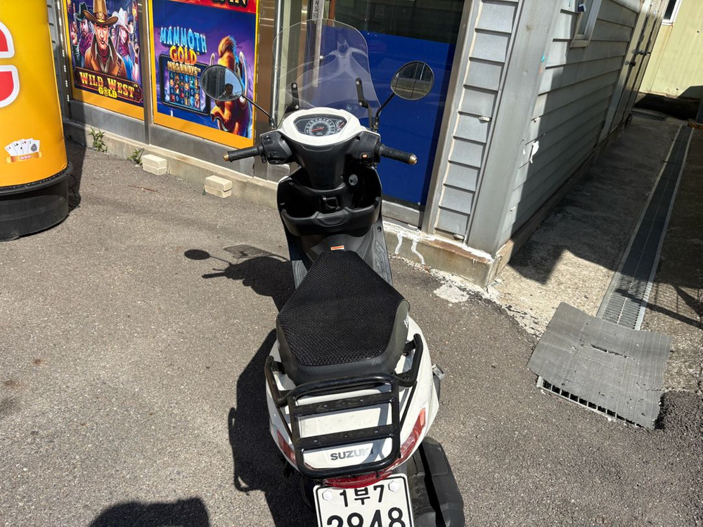125cc 스쿠터 이미지