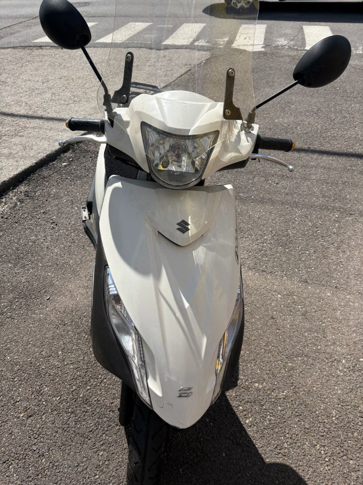 125cc 스쿠터 이미지