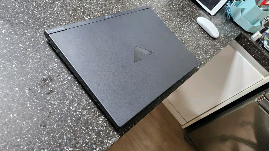 HP 최신 최신 라이젠5 빅터스 게이밍 노트북/RTX4050 이미지