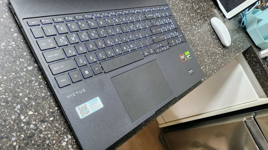 HP 최신 최신 라이젠5 빅터스 게이밍 노트북/RTX4050 이미지
