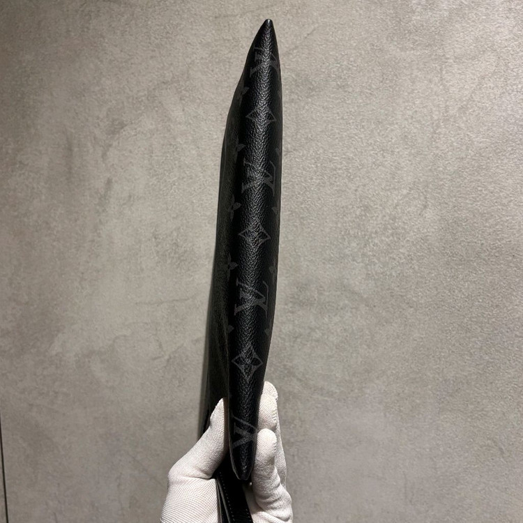 루이비통 이클립스 투고 클러치백 이미지