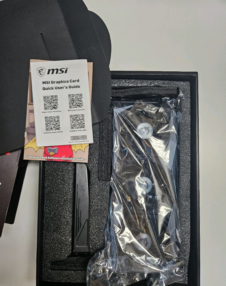 라데온 RX 6800 XT 그래픽카드 이미지