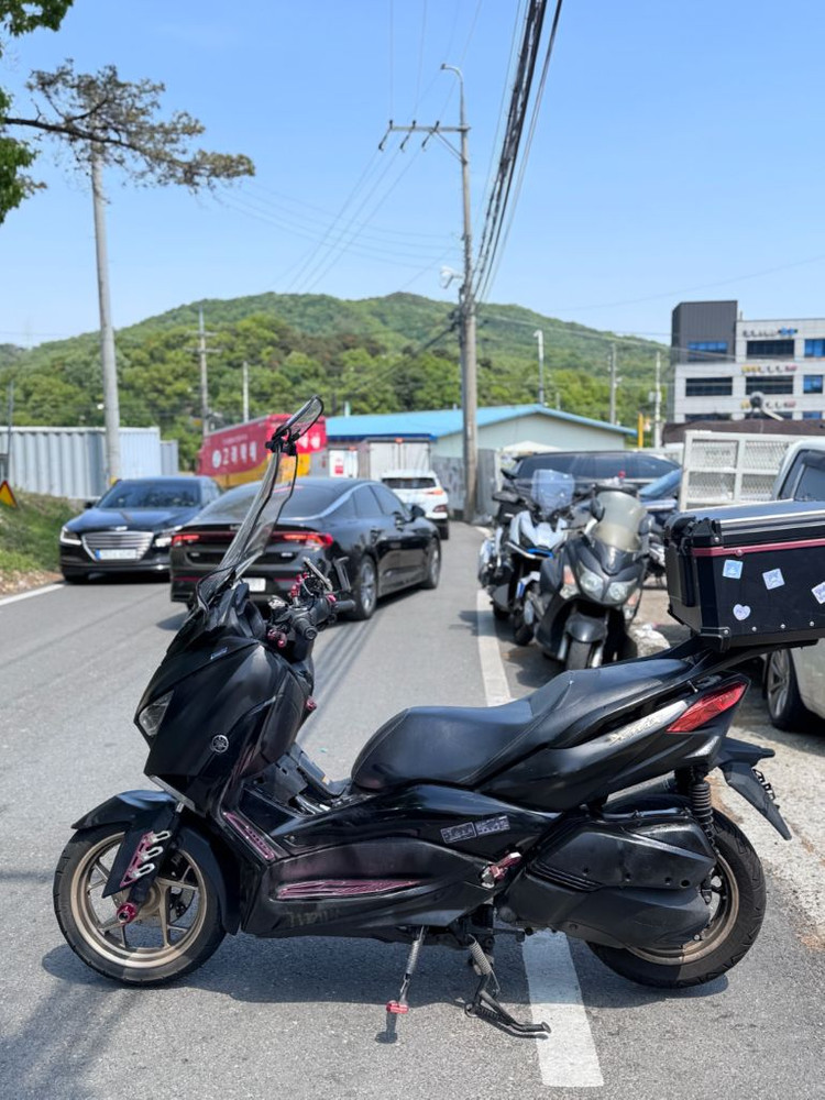 야마하 XMAX300 이미지