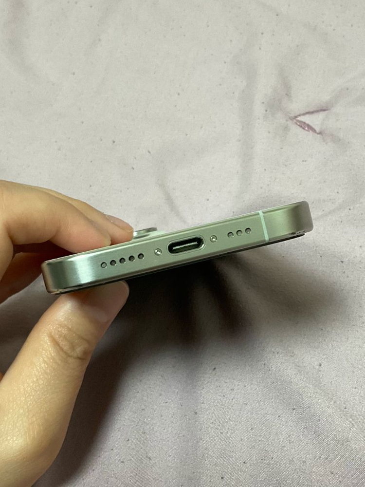 아이폰 15프로 화이트 128GB 이미지