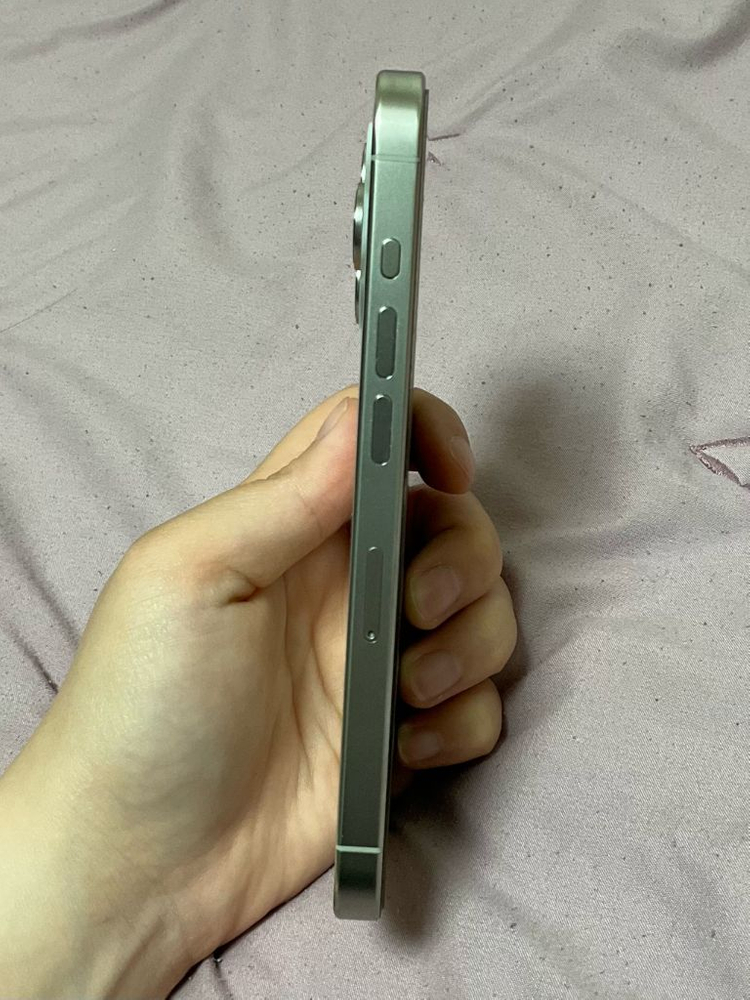 아이폰 15프로 화이트 128GB 이미지