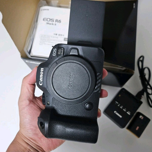 캐논 EOS R6 Mark II 풀박스 이미지