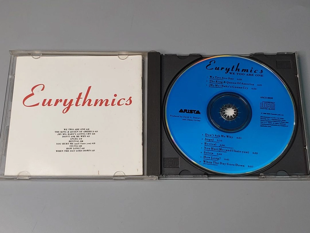 유리스믹스 Eurythmics - We Too Are One (106) 이미지