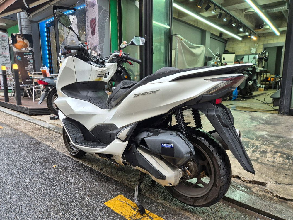 22년식 PCX125ABS 배달용 중고 오토바이 이미지