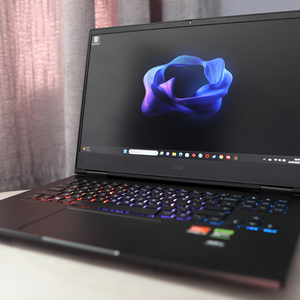 [최저가]HP 16인치 게이밍노트북 오멘(7840HS/4060/1TB/QHD/240Hz) 이미지