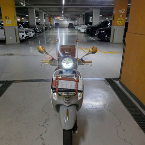 2022년식 베스파 프리마베라 피크닉에디션 이미지
