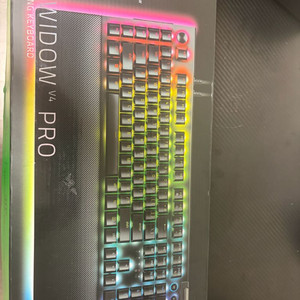 레이저 블랙위도우 v4 pro 이미지