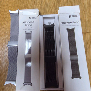 갤럭시워치4 40mm 정품 밀레니즈 스트랩(블랙, 실버) 판매합니다. 이미지