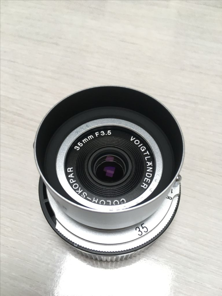 (마지막 가격인하)보이그랜더 35mm f3.5(VM 마운트) 실버 팝니다 이미지