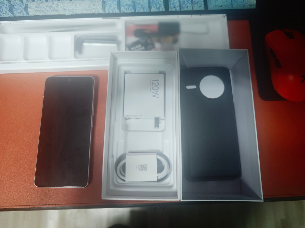 레드미 k80 pro 16gb/1tb (포코 f7 ultra) 팝니다. 이미지
