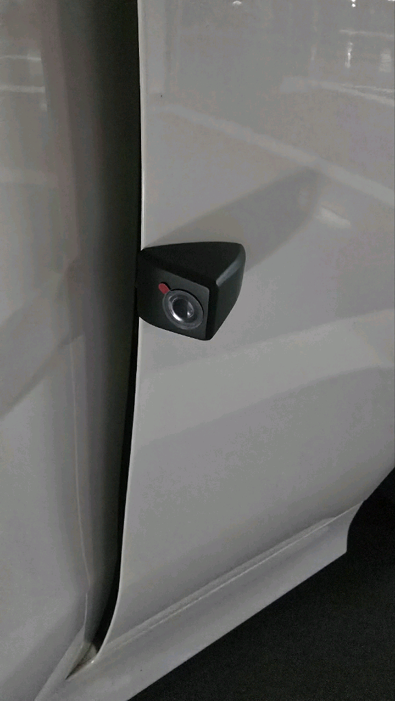 아이나비 4채널 블랙박스 출장설치(메가2/Z9900 이미지