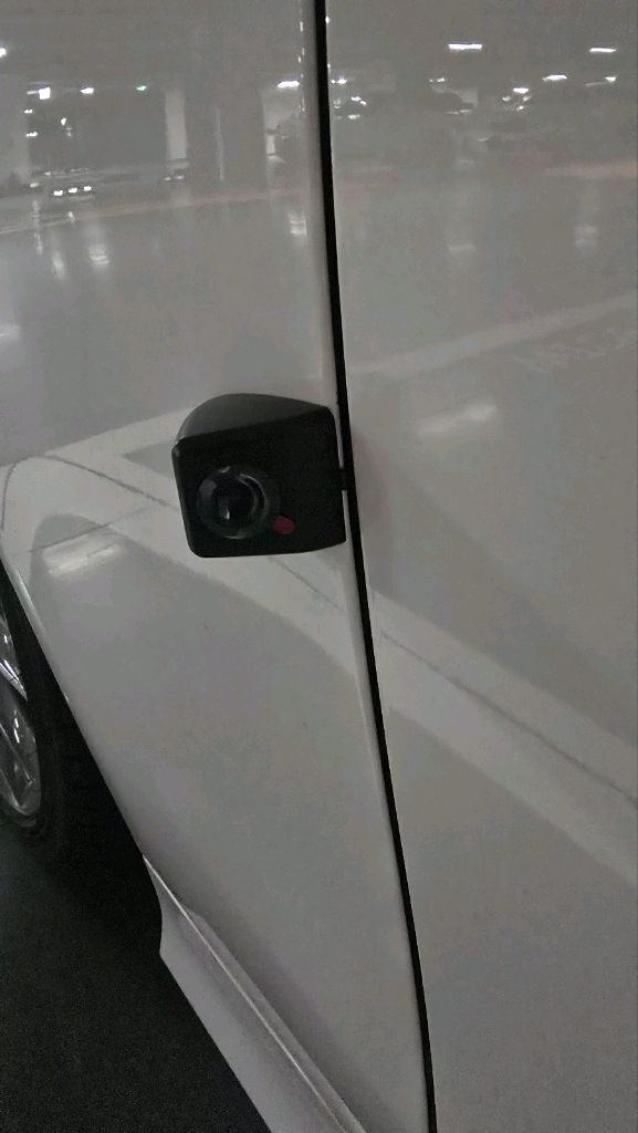 아이나비 4채널 블랙박스 출장설치(메가2/Z9900 이미지