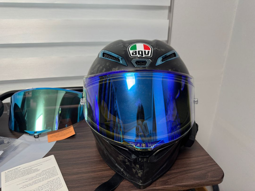 agv 피스타 gprr m사이즈 지피알알 퓨트로 포르지아토 카본 블루 한정판 스페셜에디션 판매합니다. 세나 포함 급 이미지