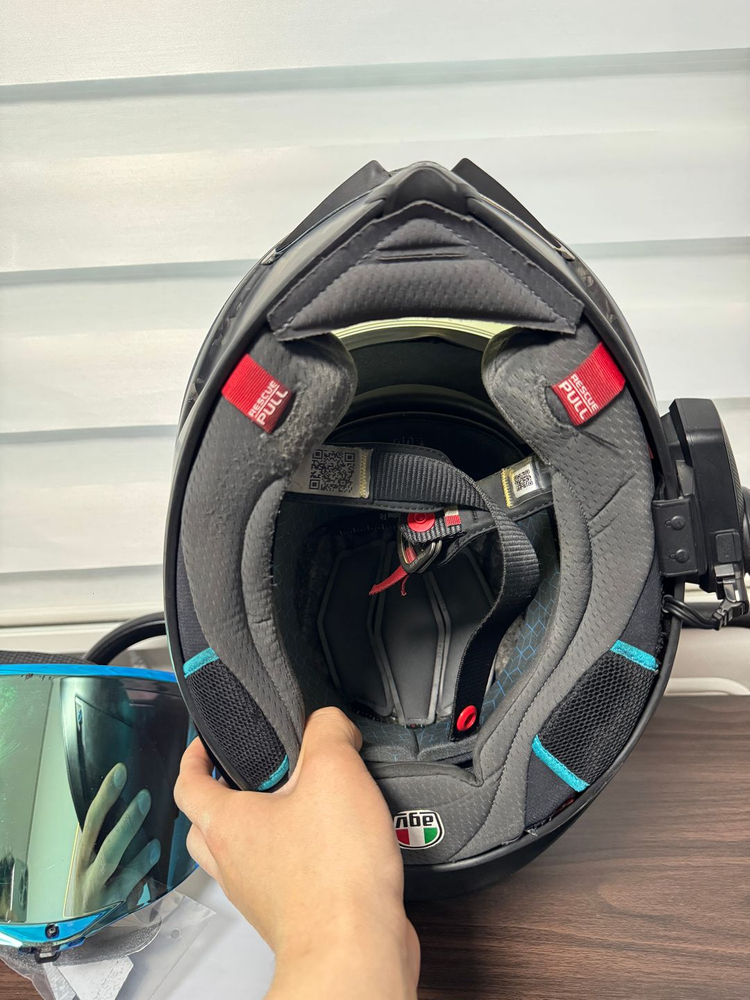 agv 피스타 gprr m사이즈 지피알알 퓨트로 포르지아토 카본 블루 한정판 스페셜에디션 판매합니다. 세나 포함 급 이미지