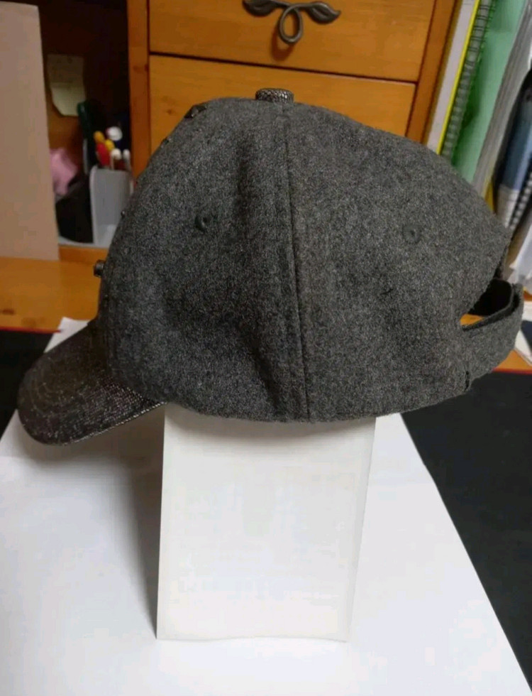 여성 모직 빤짝이 큐빅 찡 볼캡모자 (프리) 이미지