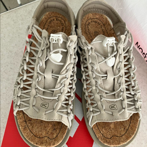 킨 keen 유니크 2 샌들 Taupe 260사이즈 이미지