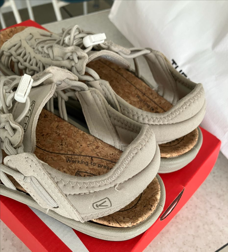 킨 keen 유니크 2 샌들 Taupe 260사이즈 이미지