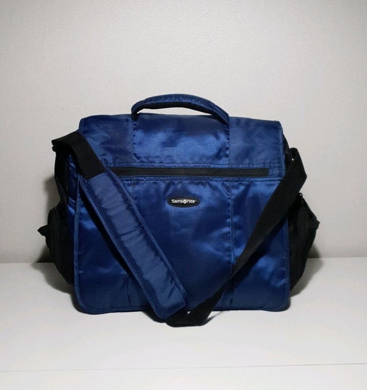 샘소나이트 가벼운 크로스 서류가방 이미지