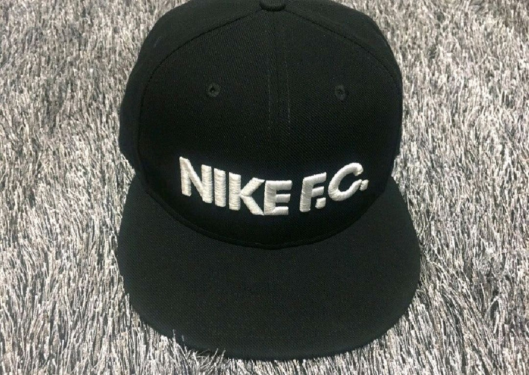 나이키 NIKE F.C. 스냅백 (Free) 블랙 컬러 / 사이즈 조절 가능 이미지