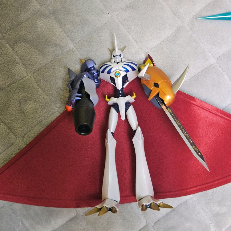 shf 프리미엄컬러 오메가몬팔아요 디지몬피규어 이미지