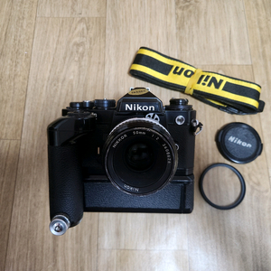 니콘 FE2 바디및 50mm f 2 렌즈 + md-12 모터드라이버 + mr-3 셔터 릴리즈 셋트 판매합니다