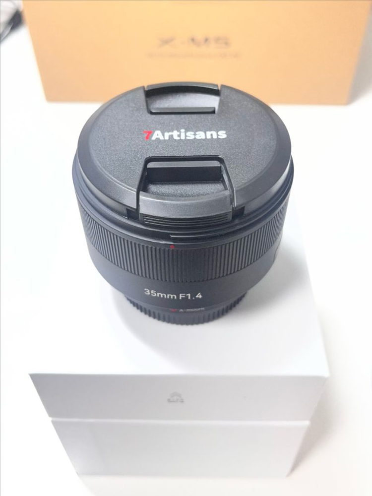 7artisans AF 35mm F1.4 단렌즈 이미지