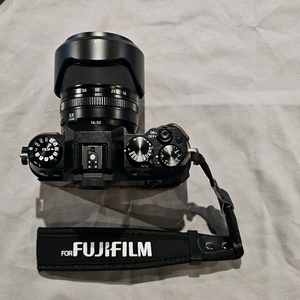 미러리스 카메라 + 16-50mm 렌즈 세트