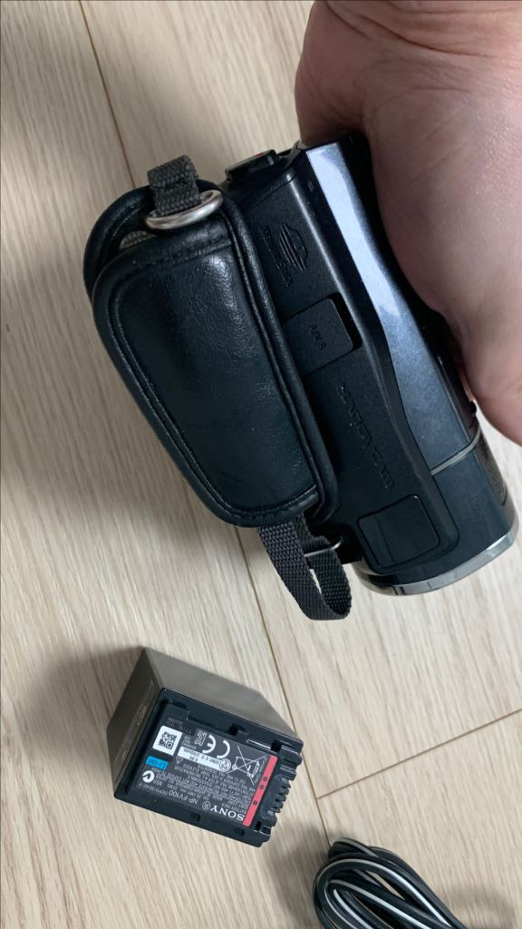 소니 고사양 캠코더 HDR-CX500 빈티지 캠코더 팝니다. 이미지