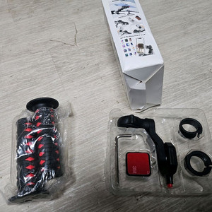 자전거 휴대폰 홀더와 핸들 그립 새상품 이미지