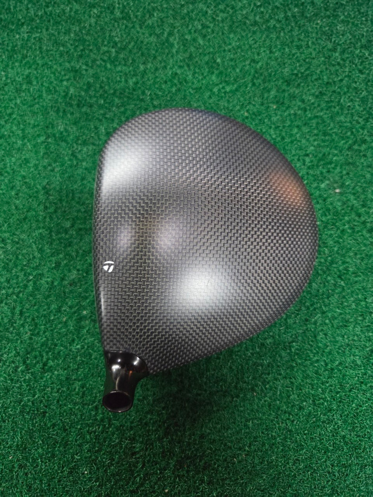 TaylorMade 테일러메이드 Qi35 드라이버 헤드 이미지