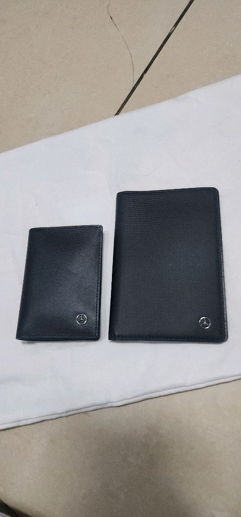 메르세데스 벤츠 여권지갑 보테가베네타 반지갑 이미지