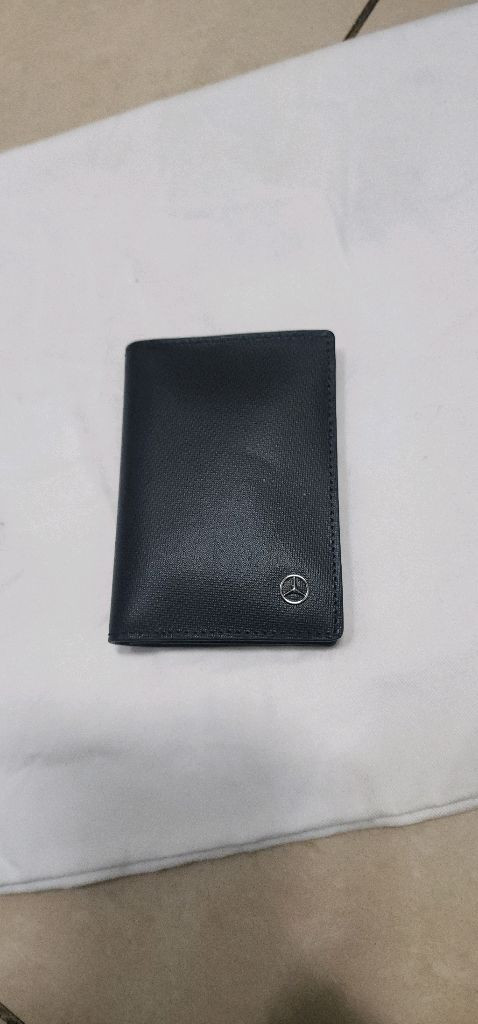 메르세데스 벤츠 여권지갑 보테가베네타 반지갑 이미지