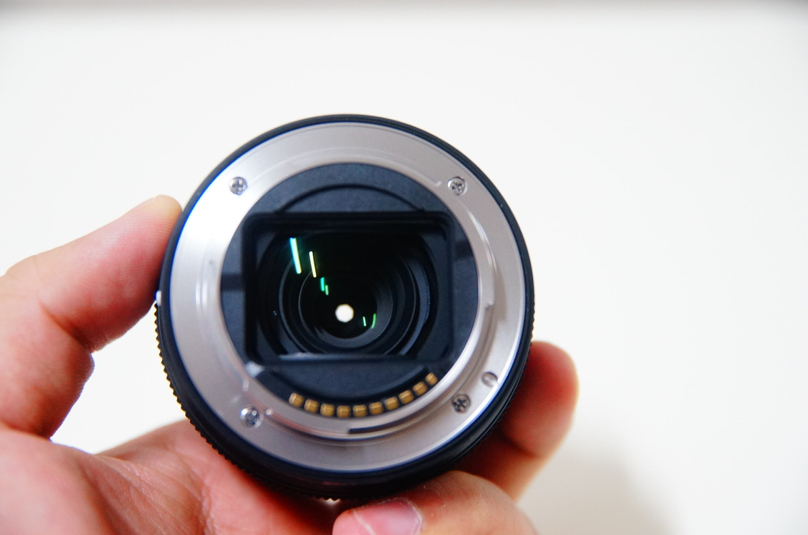 [소니] FE 28-60mm 풀프레임용 번들렌즈팝니다 이미지